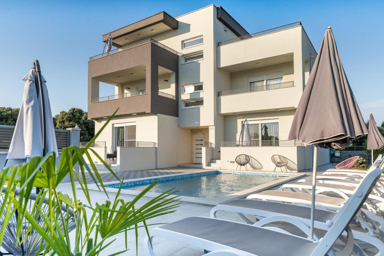 Apartments Evita Bibinje Extérieur photo
