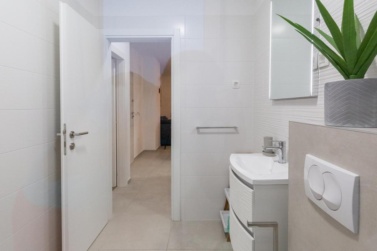 Apartments Evita Bibinje Extérieur photo